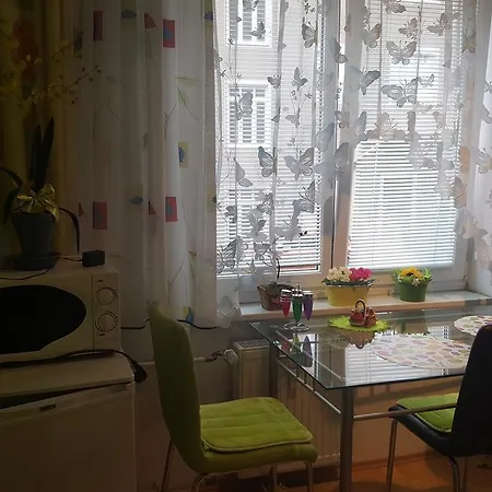 Pavlova Appartement *